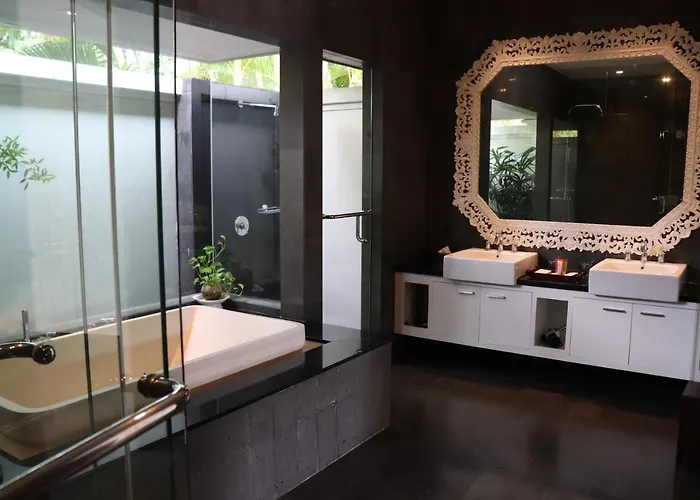 Nunia Boutique