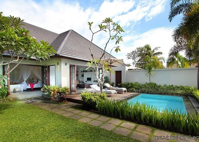 Nunia Boutique Villa