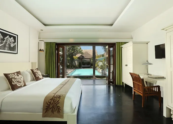 Villa Nunia Boutique *