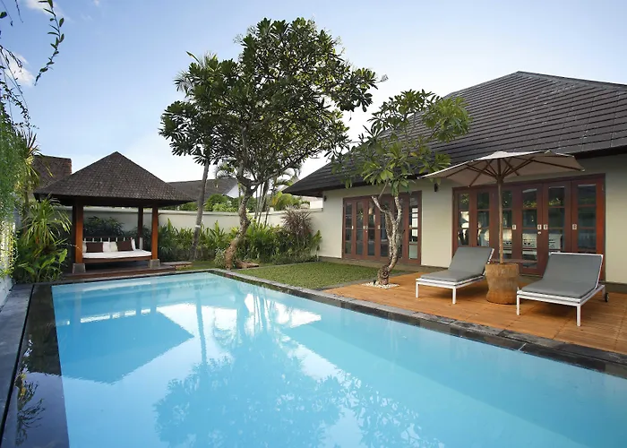 Nunia Boutique Villa *