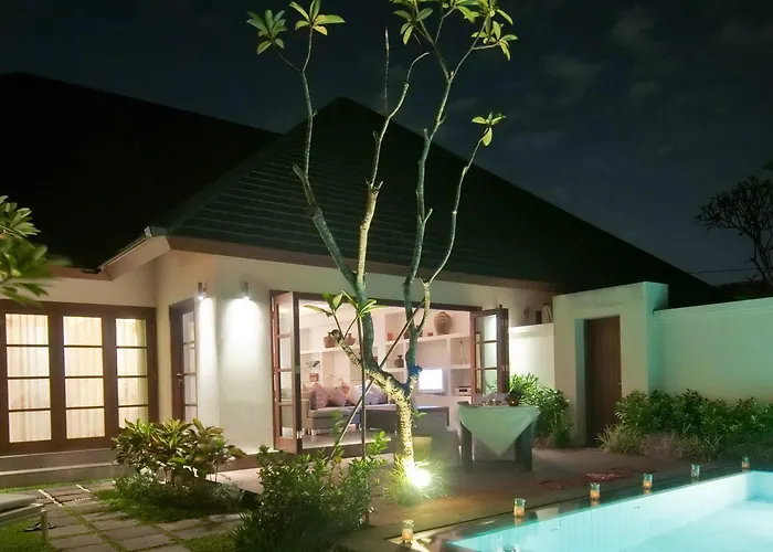 Nunia Boutique Villa *